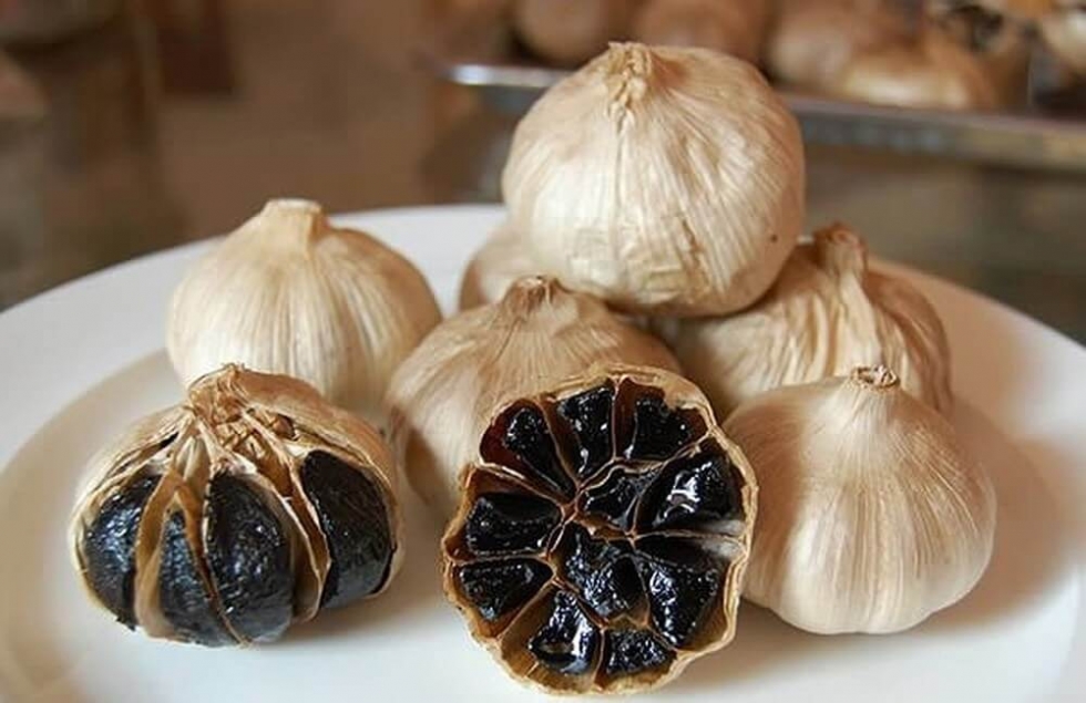 ăn tỏi đen